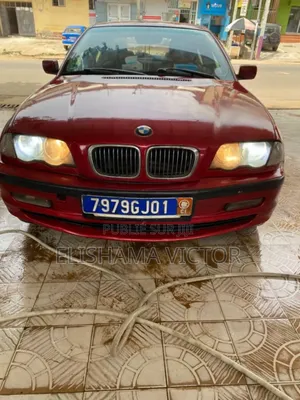 BMW 128i 2012 Rouge