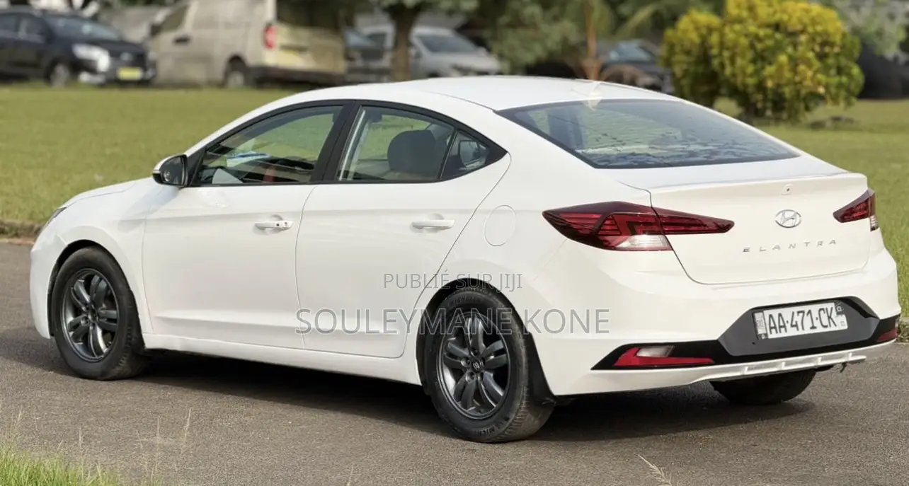 Hyundai Elantra 2020 Blanc