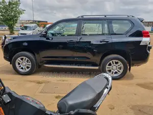 Toyota Land Cruiser Prado 2012 Noir