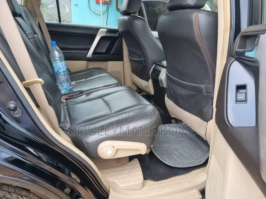 Toyota Land Cruiser Prado 2012 Noir