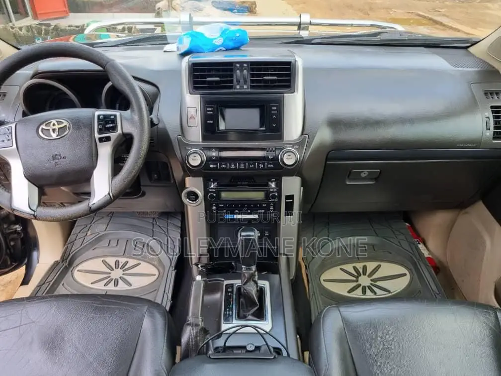 Toyota Land Cruiser Prado 2012 Noir