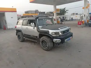 Toyota FJ Cruiser 2008 Gris