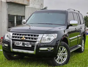 Mitsubishi Pajero 2020 Noir