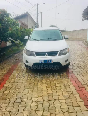 Mitsubishi Outlander ES 2009 Blanc