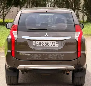 Mitsubishi Montero Sport 2021 Doré