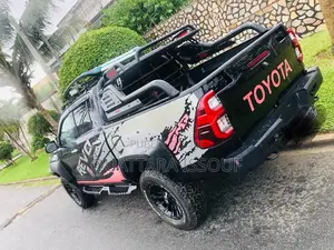 Toyota Hilux Revo Double Cab Petrol 2.7 AWD 2020 Noir