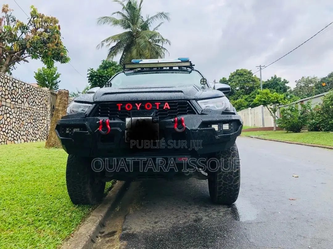 Toyota Hilux Revo Double Cab Petrol 2.7 AWD 2020 Noir