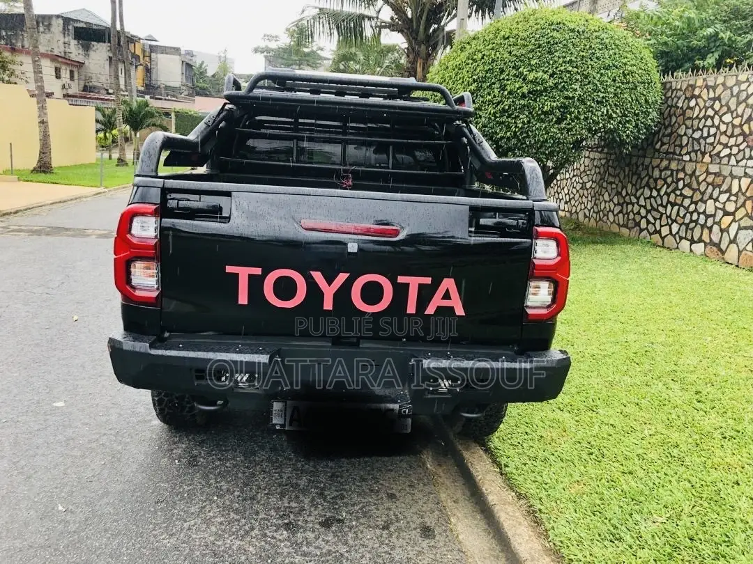 Toyota Hilux Revo Double Cab Petrol 2.7 AWD 2020 Noir
