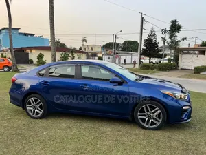 Kia Forte 2021 Bleu
