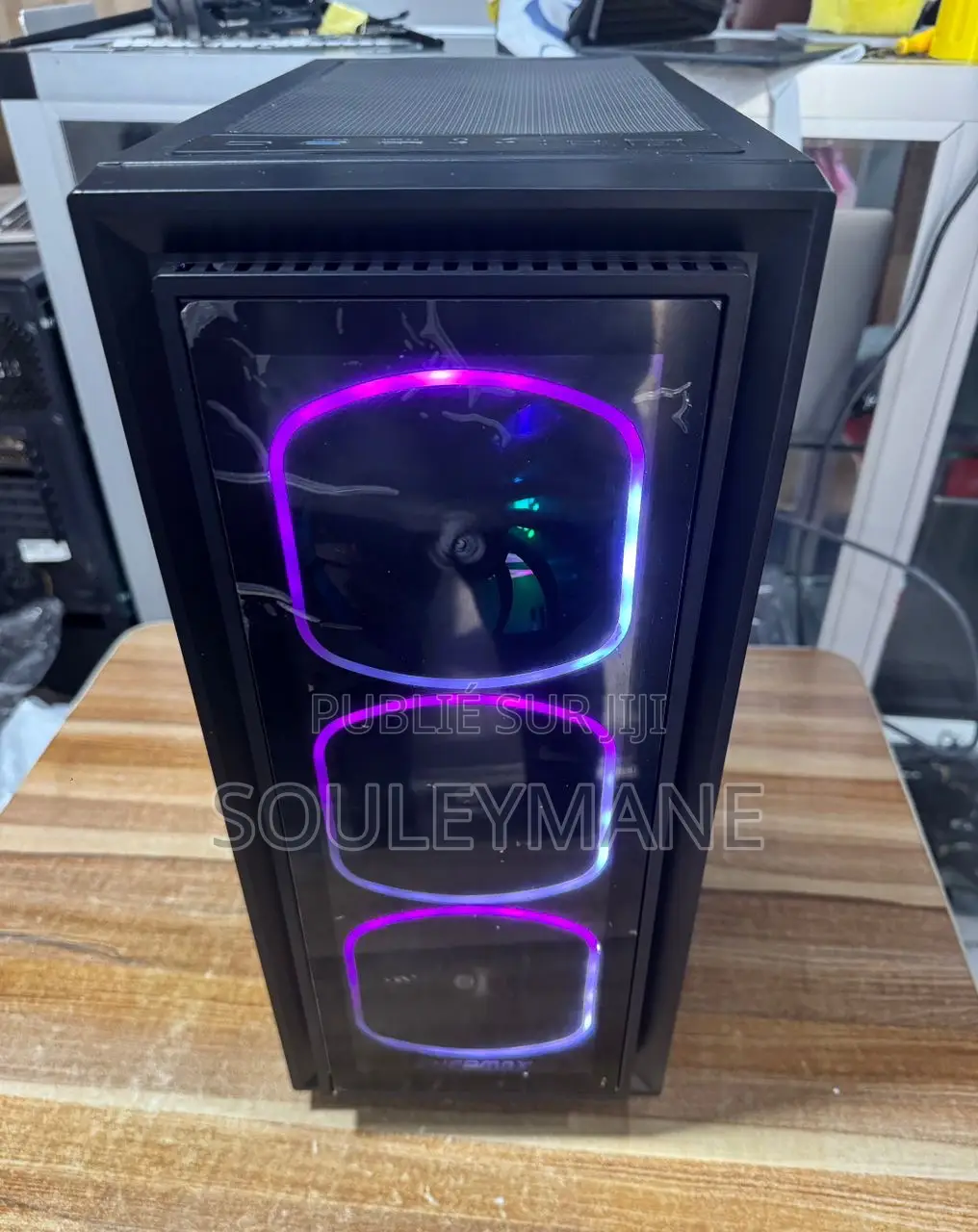 Nouveau Gigabyte GB-BRi5H-8250 32GB AMD Ryzen 7 SSD 1T