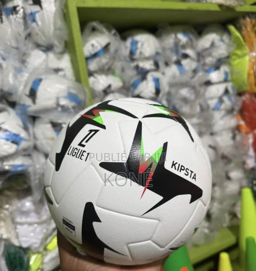 Ballons De Football