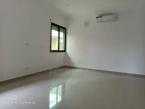 Furnished 4chbre Duplex dans Location , Cocody à Vendre