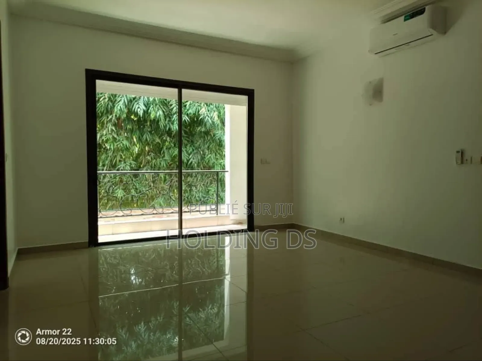 Furnished 4chbre Duplex dans Location , Cocody à Vendre