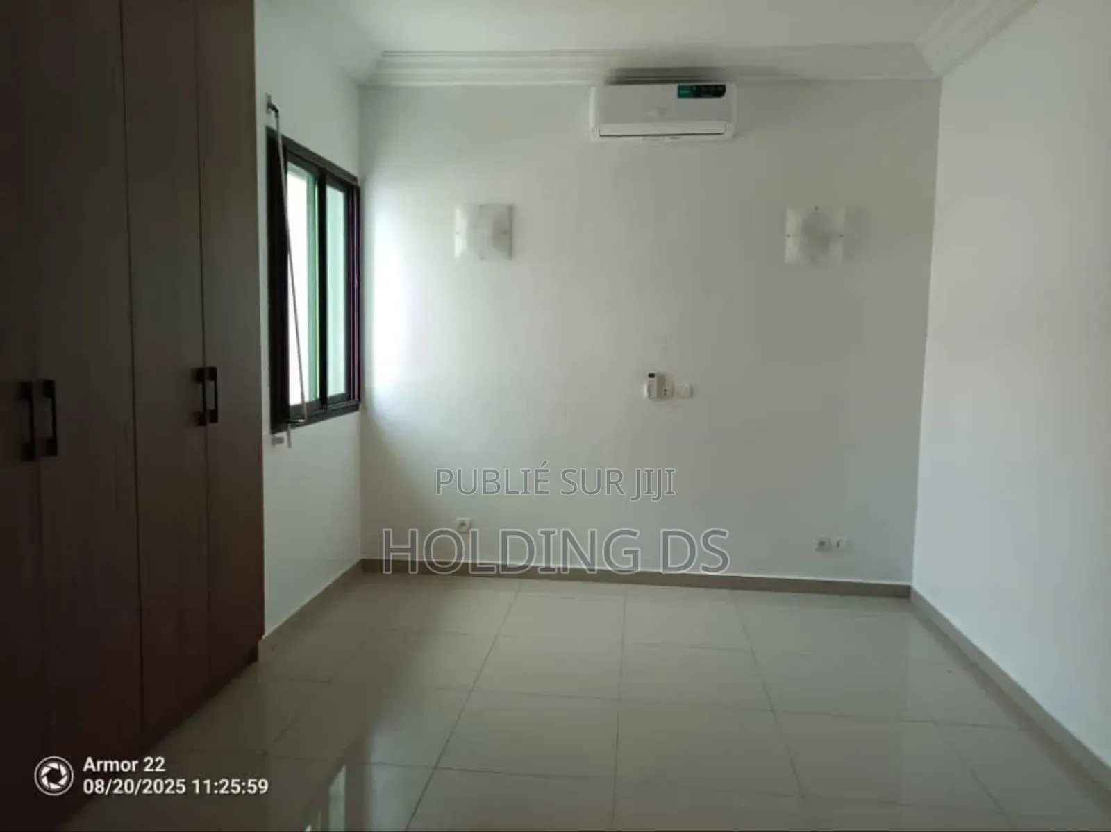 Furnished 4chbre Duplex dans Location , Cocody à Vendre