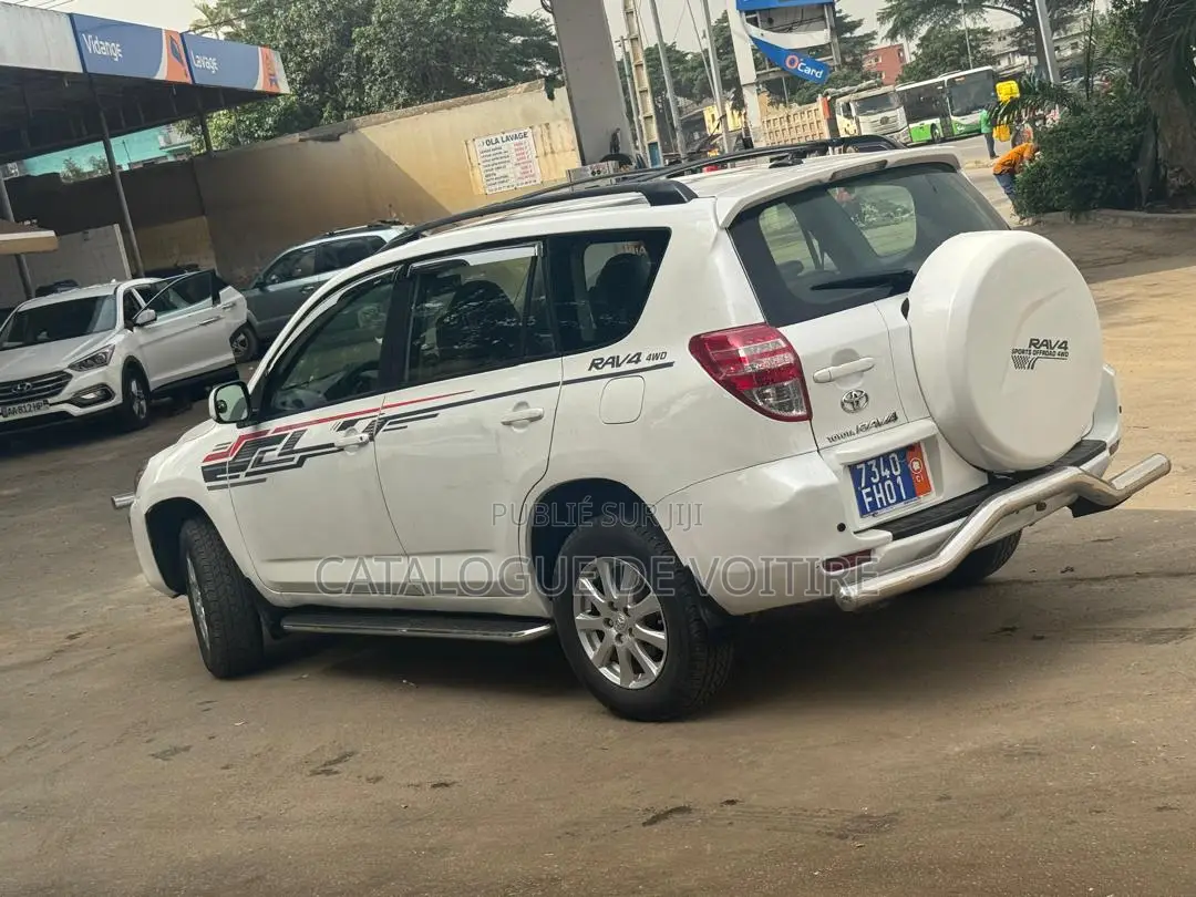 Toyota RAV4 2009 Blanc