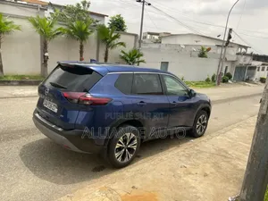 Nissan Rogue 2023 Bleu