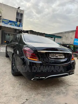 Mercedes-Benz 350D 2015 Noir