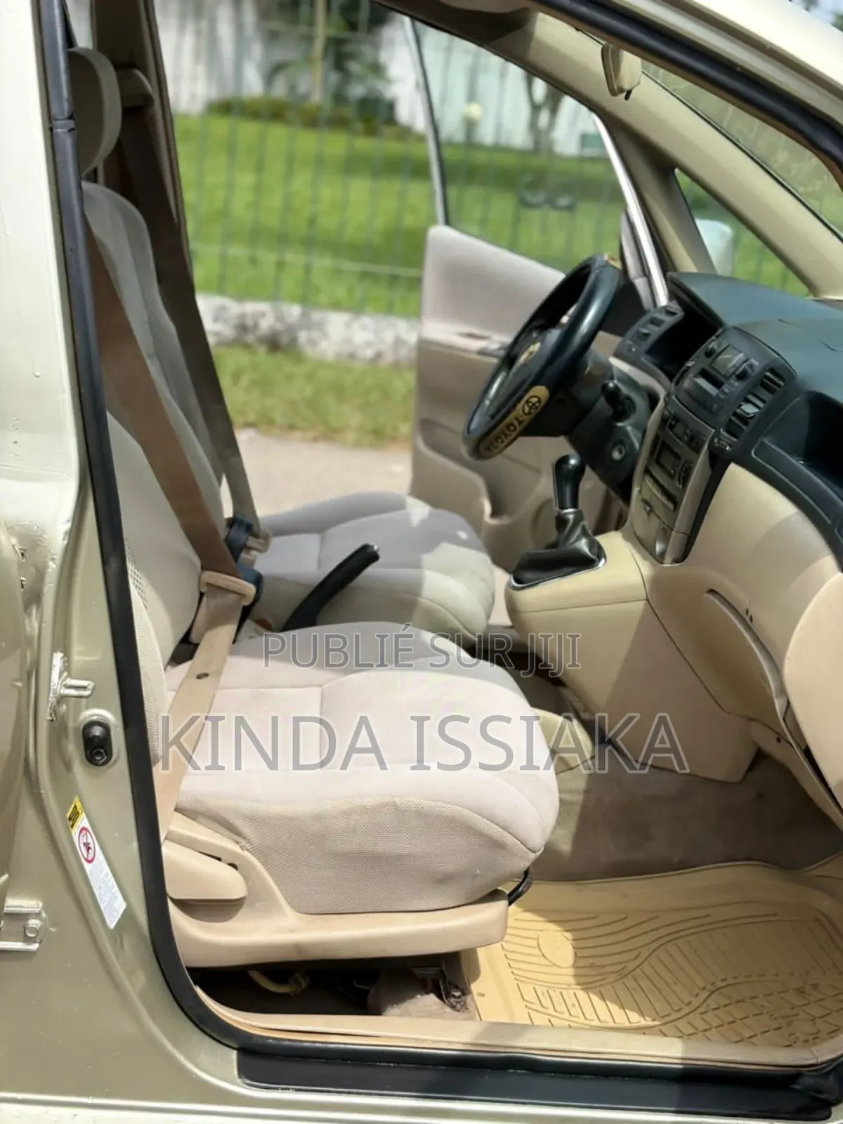 Toyota Corolla Verso 1.8 2004 Gris