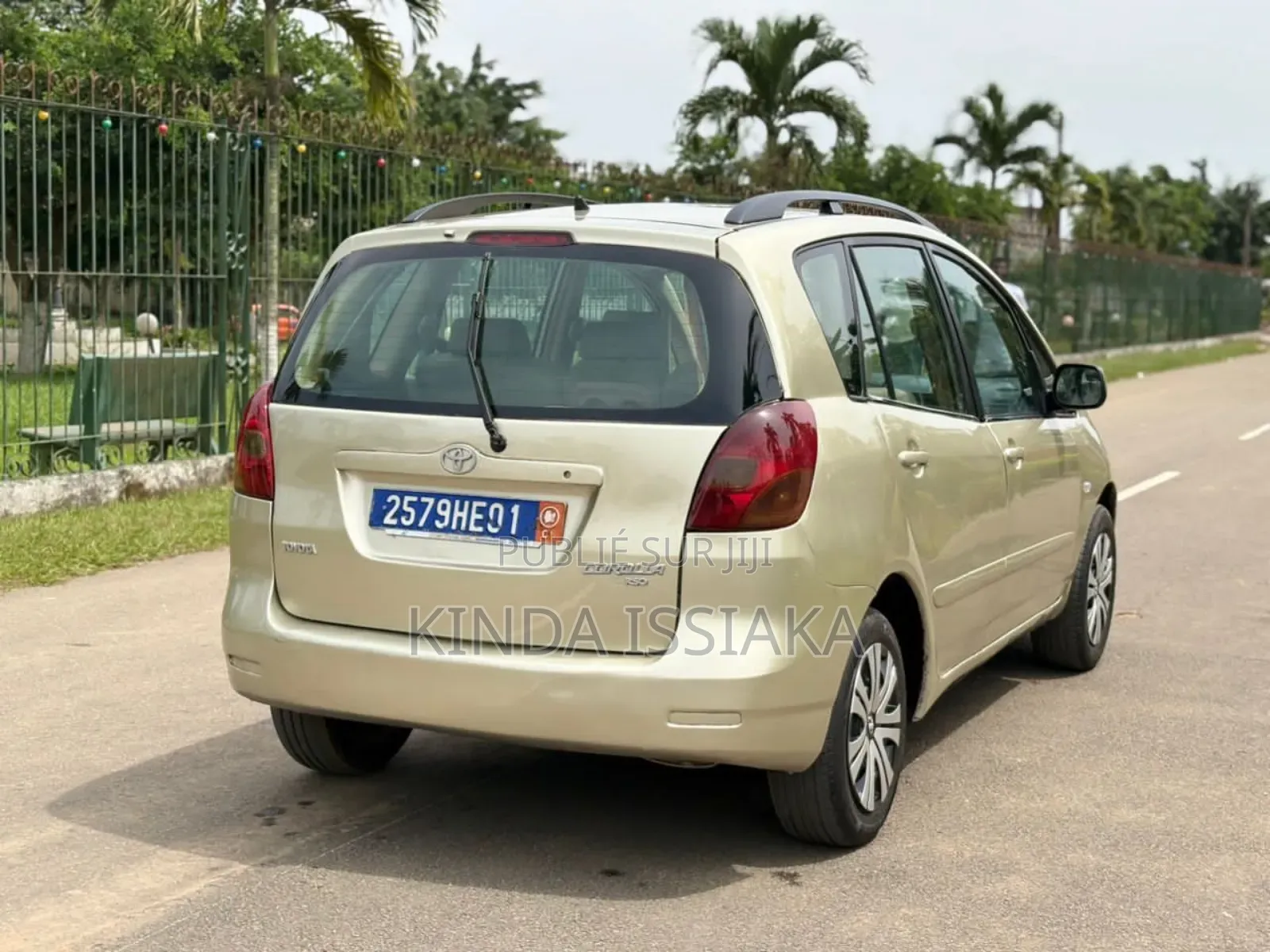 Toyota Corolla Verso 1.8 2004 Gris