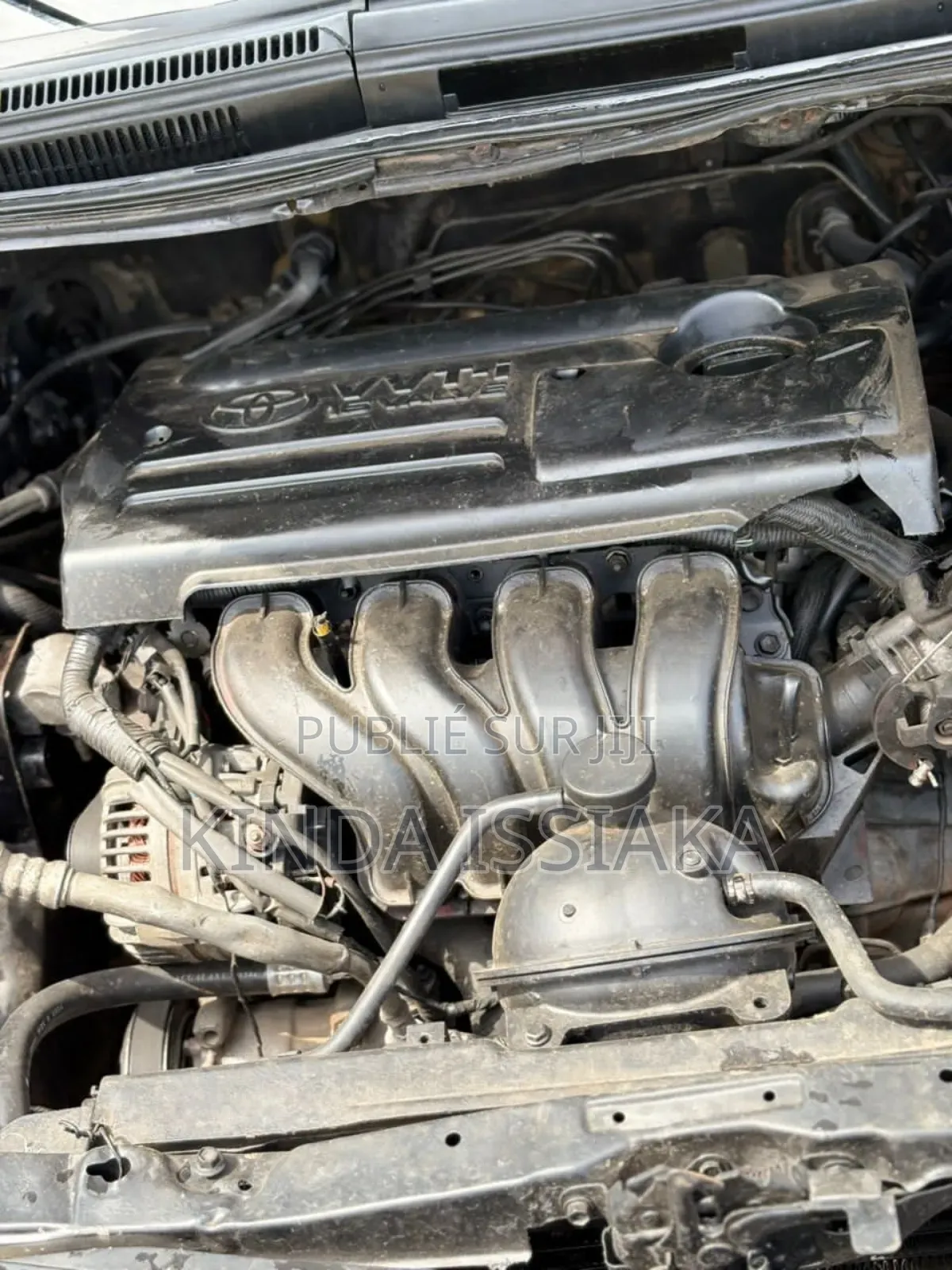 Toyota Corolla Verso 1.8 2004 Gris