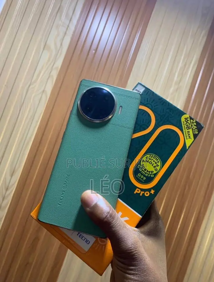 Nouveau Tecno Spark 20 Pro Plus 256 GB Autre