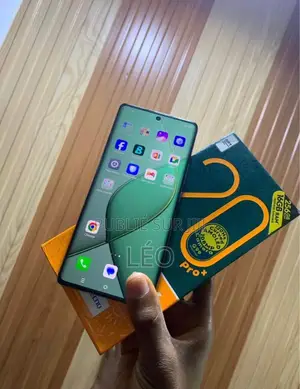 Nouveau Tecno Spark 20 Pro Plus 256 GB Autre