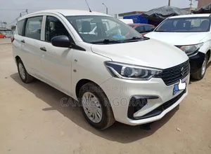 Suzuki Ertiga 2021 Blanc