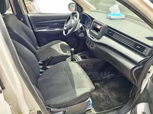 Suzuki Ertiga 2021 Blanc