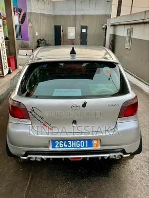 Toyota Yaris 1.4 2002 Gris