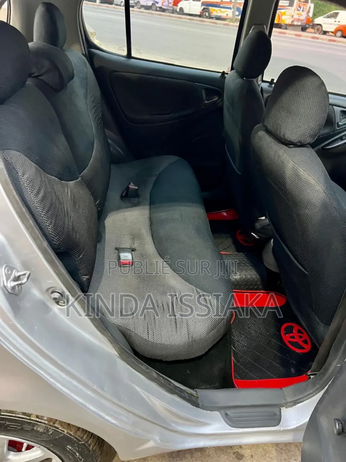 Toyota Yaris 1.4 2002 Gris