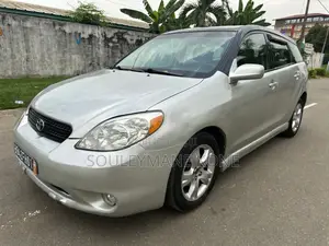 Toyota Matrix 2006 Gris
