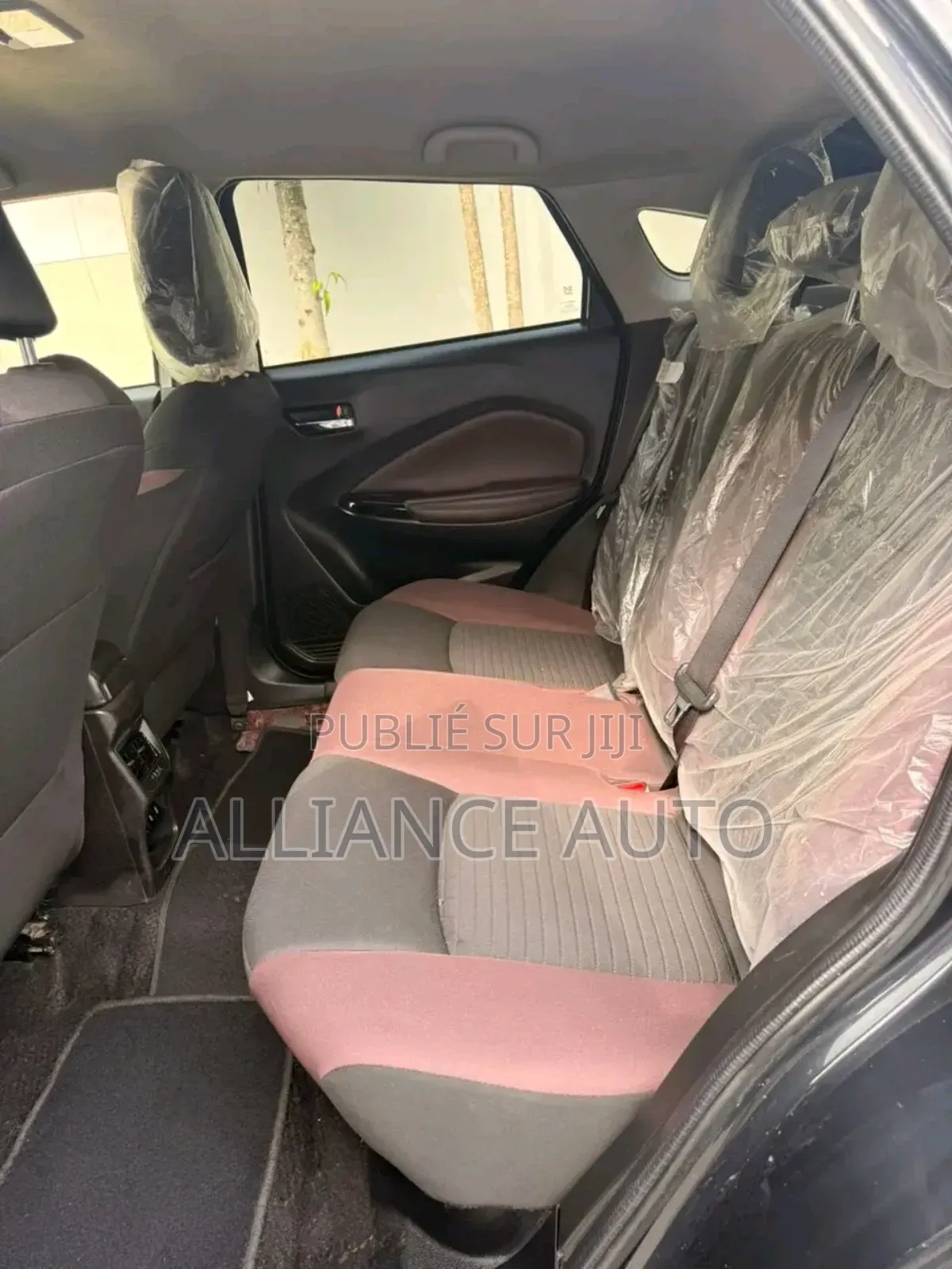 Suzuki Fronx 2024 Noir