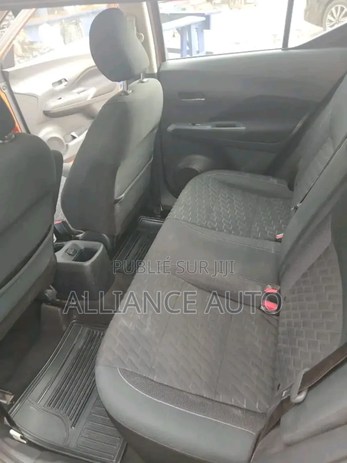 Nissan Kicks 2023 Orange