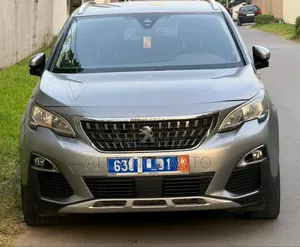 Peugeot 3008 2019 Gris