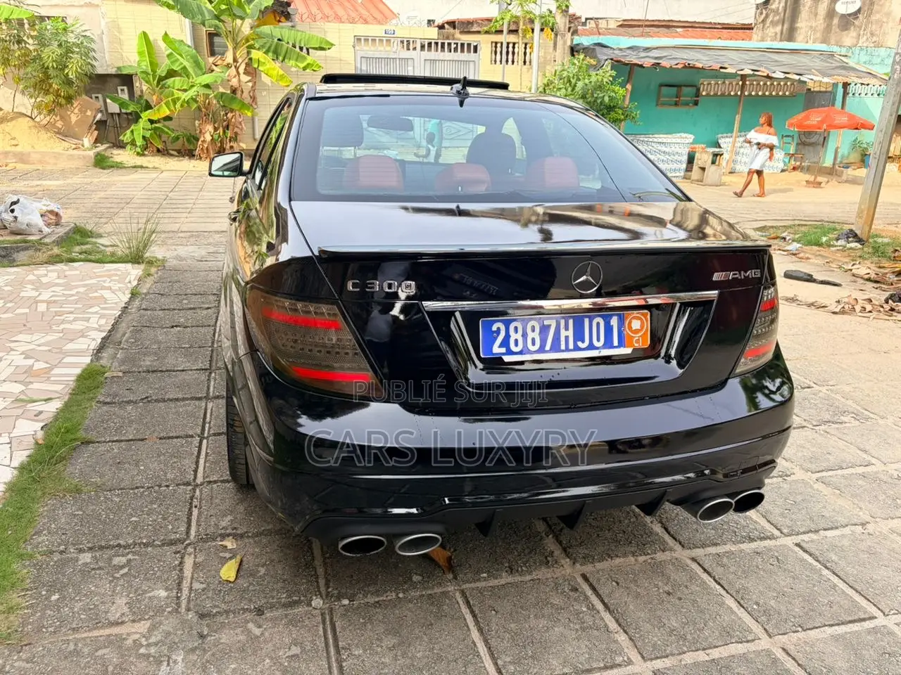 Mercedes-Benz C300 Luxury 4Matic Sedan AWD (3.0L 6cyl 7A) 2010 Noir