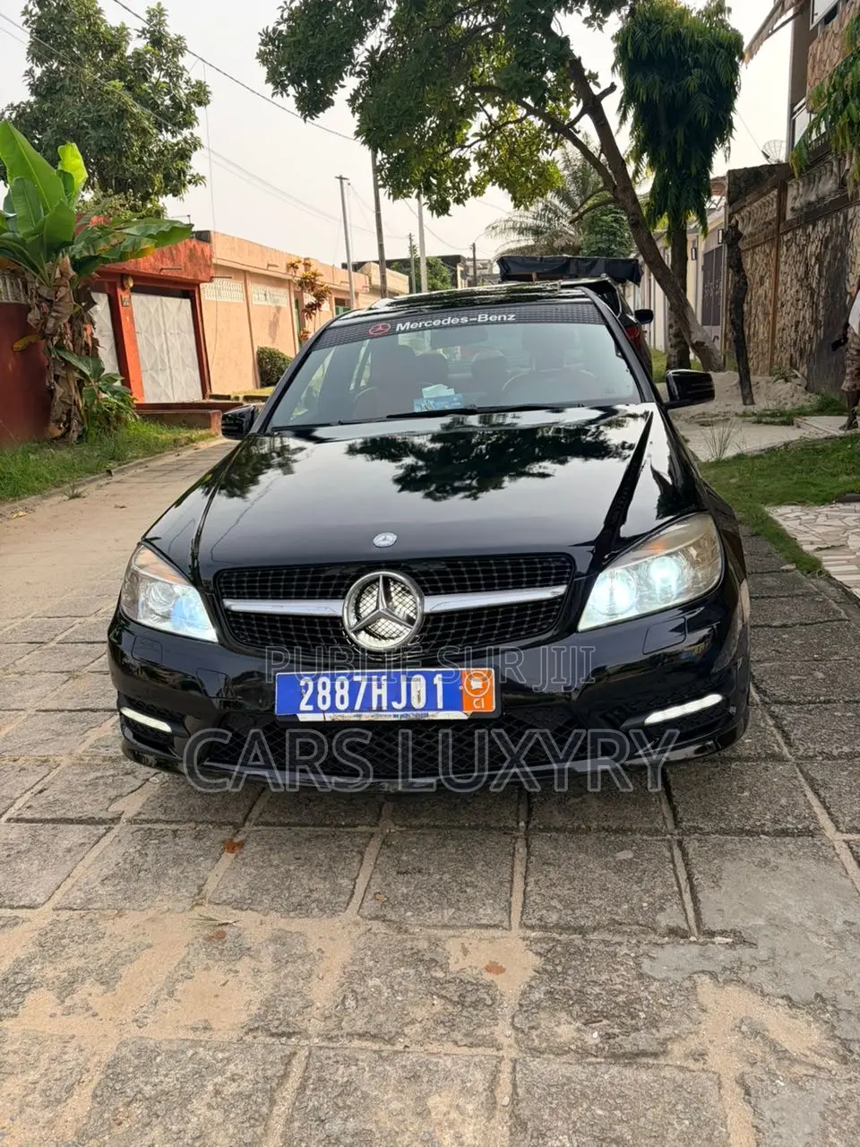 Mercedes-Benz C300 Luxury 4Matic Sedan AWD (3.0L 6cyl 7A) 2010 Noir