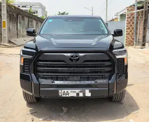Toyota Tundra 2025 Noir