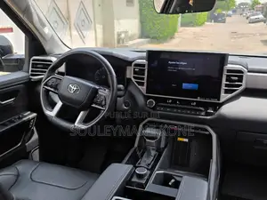 Toyota Tundra 2025 Noir