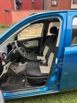 Suzuki Alto 2022 Bleu