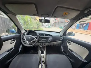 Suzuki Alto 2022 Bleu