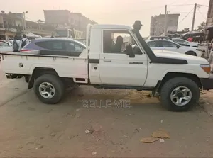 Toyota Land Cruiser 4.0 V6 DSL 2015 Blanc