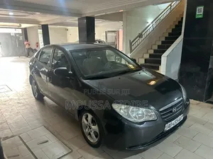 Hyundai Elantra 1.6 2009 Gris