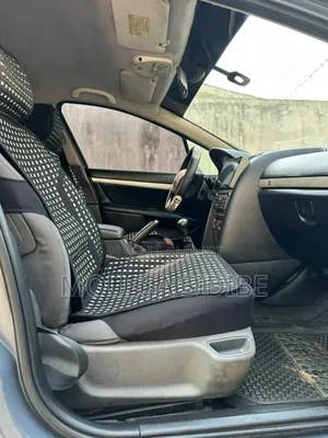 Peugeot 407 1.8 Esplanade 2005 Gris