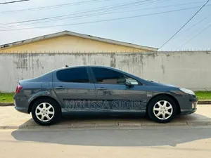 Peugeot 407 1.8 Esplanade 2005 Gris