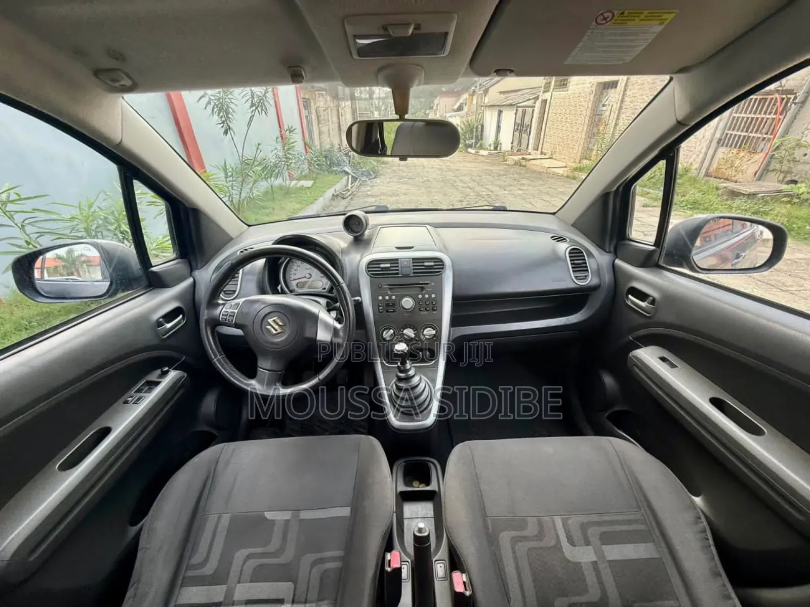 Suzuki Splash 2011 Gris