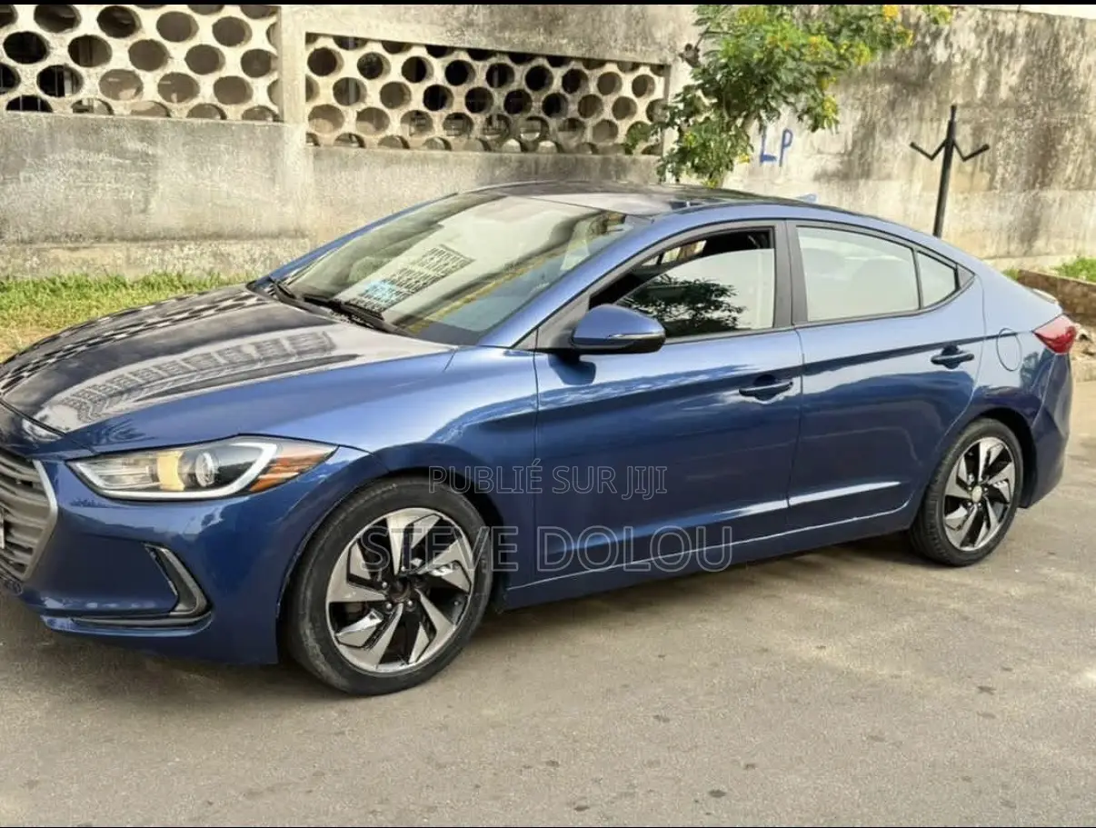 Hyundai Elantra Value Edition 2018 Bleu