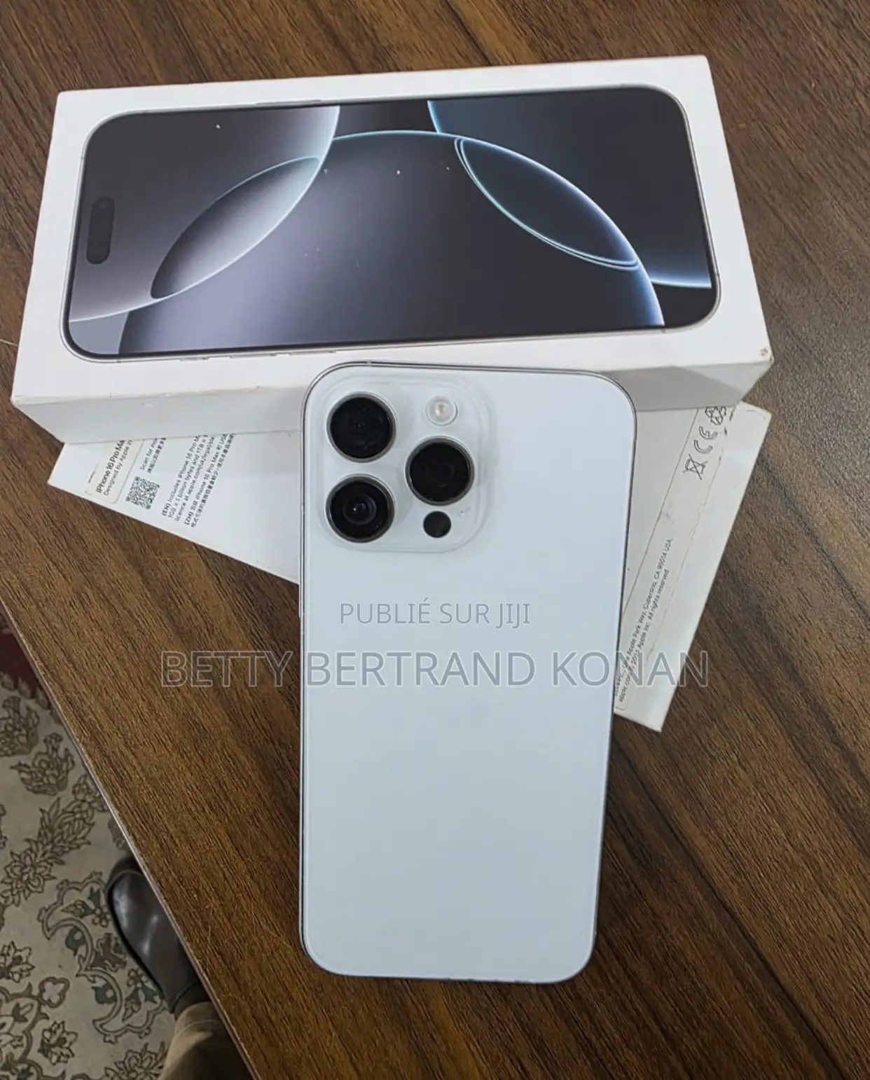 Nouveau Apple iPhone 16 Pro Max 256 GB Blanc