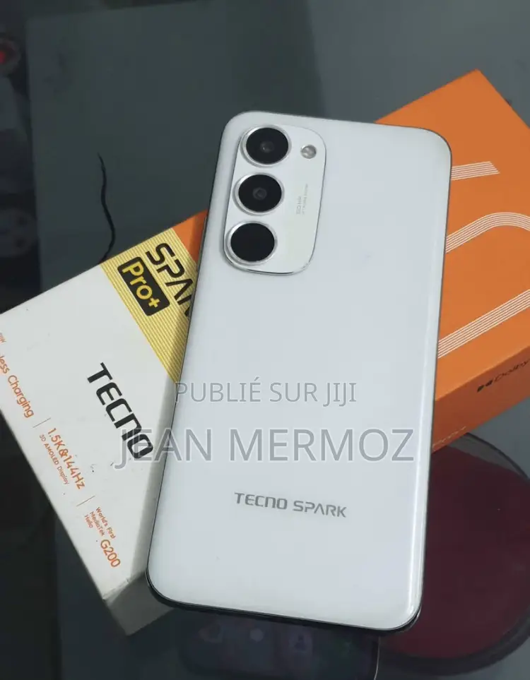 Nouveau Tecno Spark 40 Pro+ 256 GB Blanc