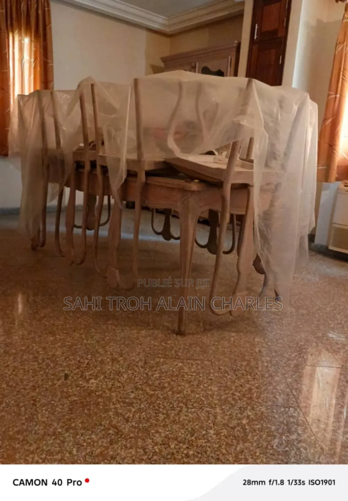 Une Somptueuse Villa Duplex De 12 Pièces Bon Pour Des Institutions