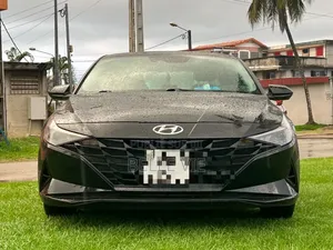 Hyundai Elantra Limited 2022 Noir
